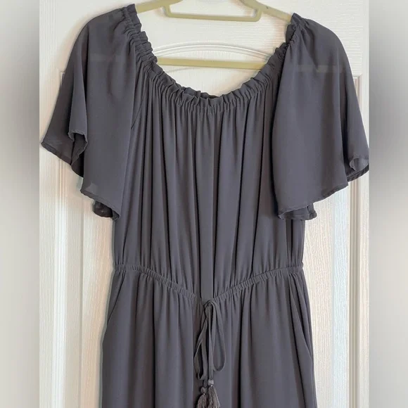 Elegant Gray Wide Leg Jumpsuit - Picture 2 of 5